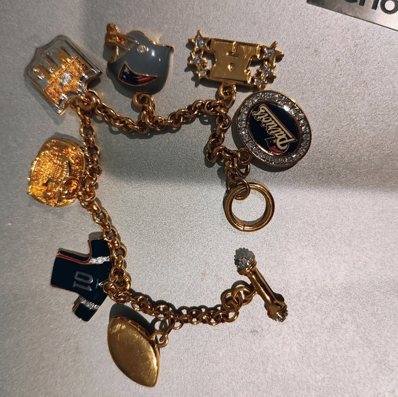 Bracelet - Picture 2 of 3